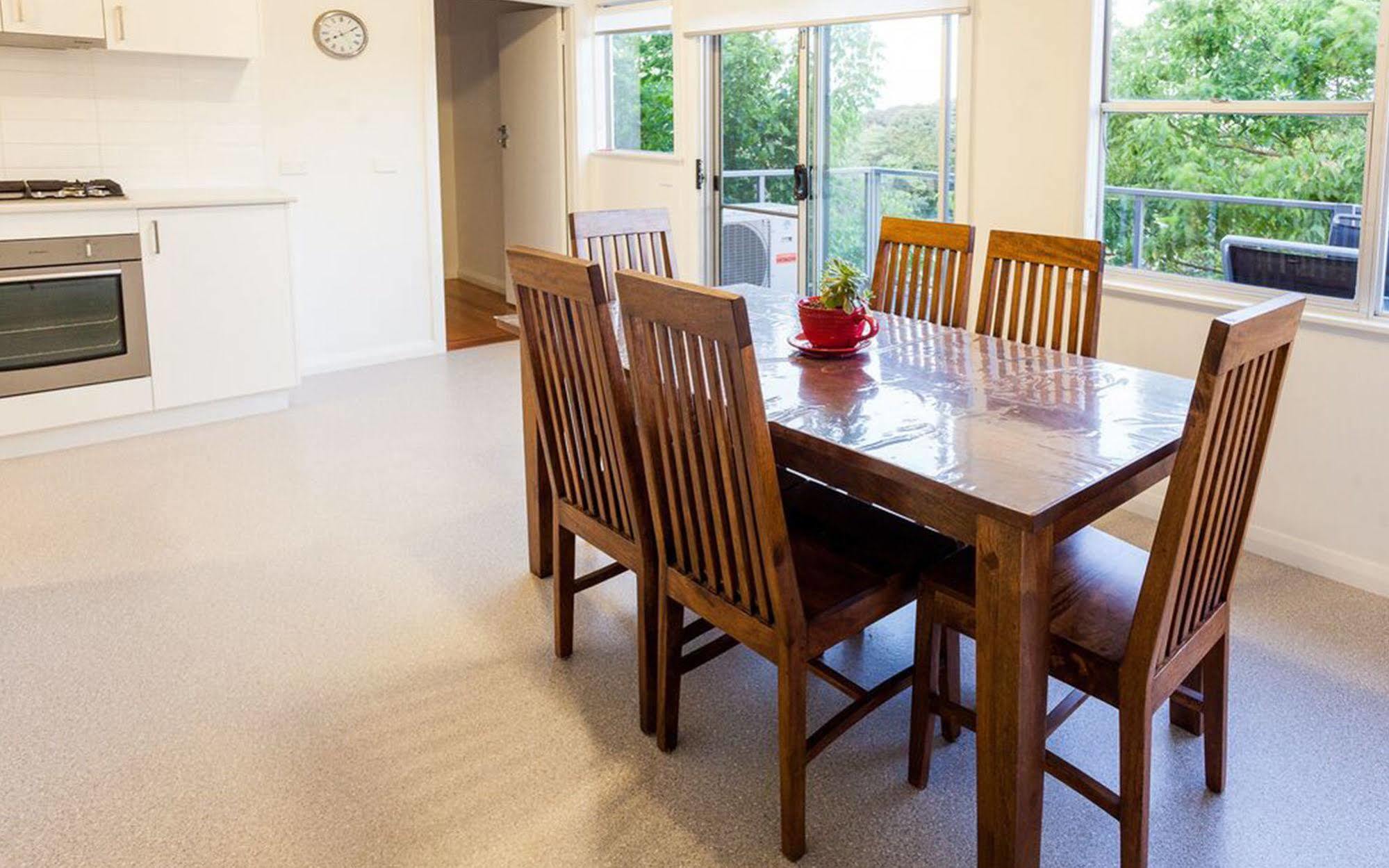 Point Lonsdale Holiday Apartments (Adults Only) Куинсклиф Екстериор снимка