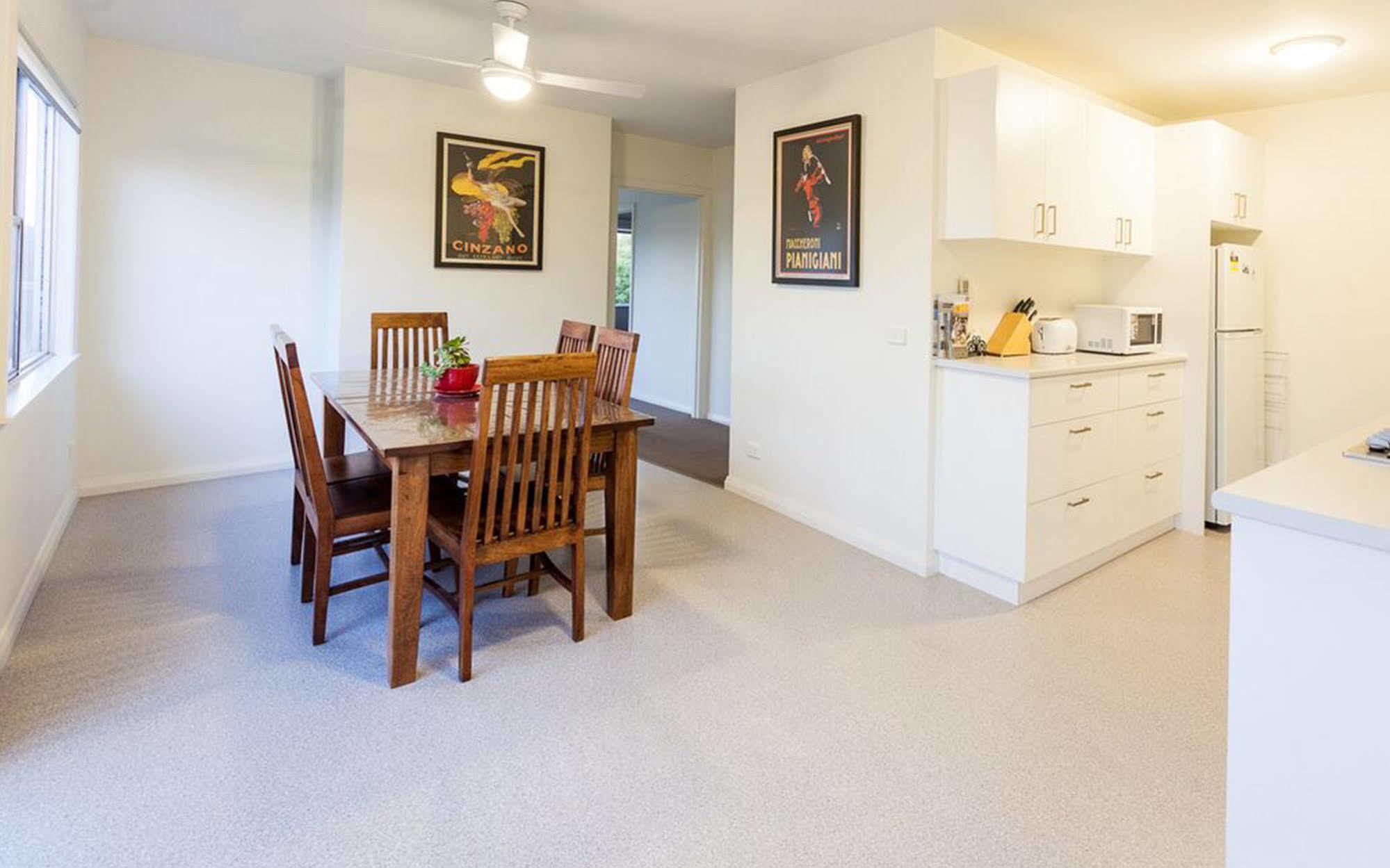 Point Lonsdale Holiday Apartments (Adults Only) Куинсклиф Екстериор снимка