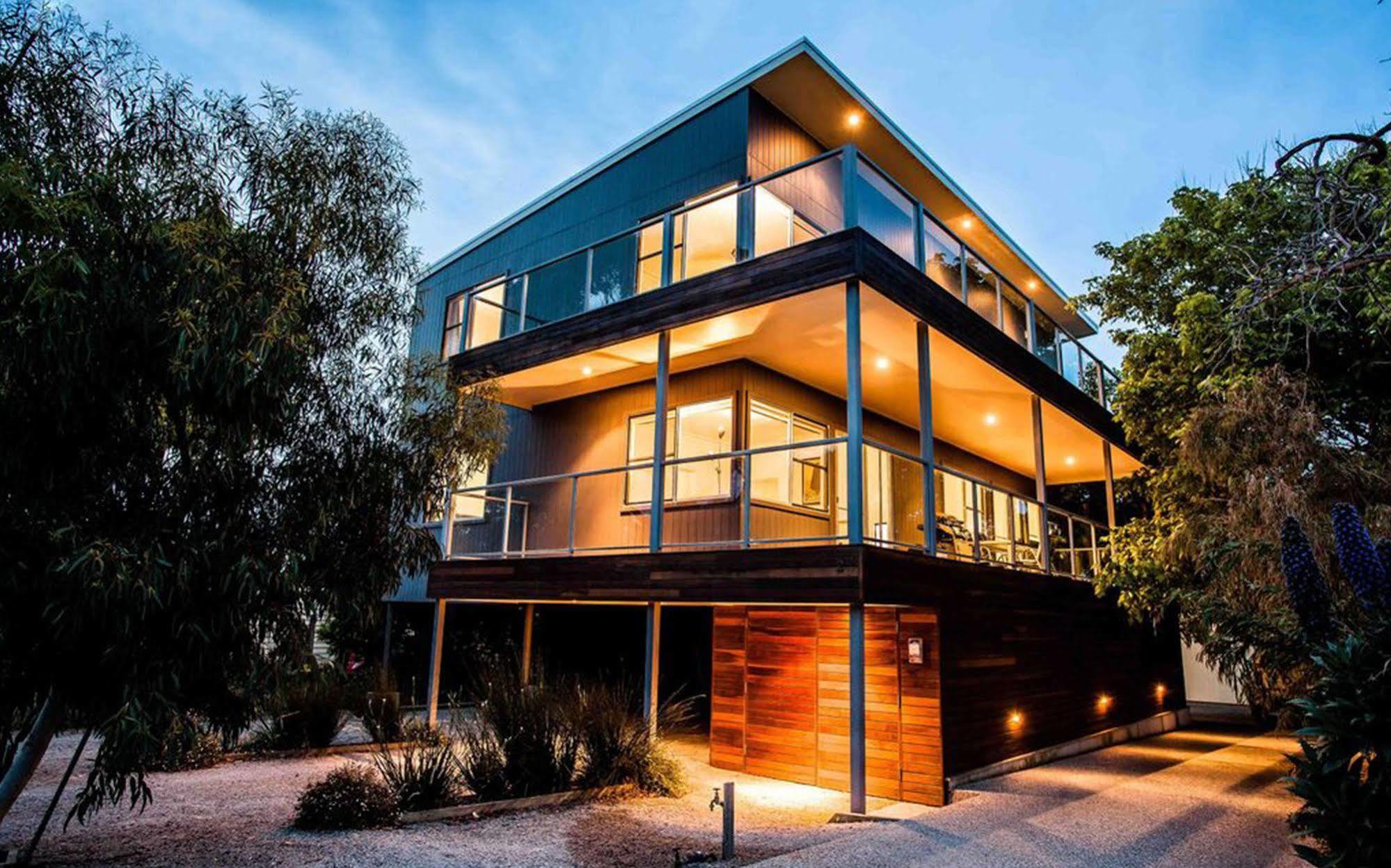 Point Lonsdale Holiday Apartments (Adults Only) Куинсклиф Екстериор снимка