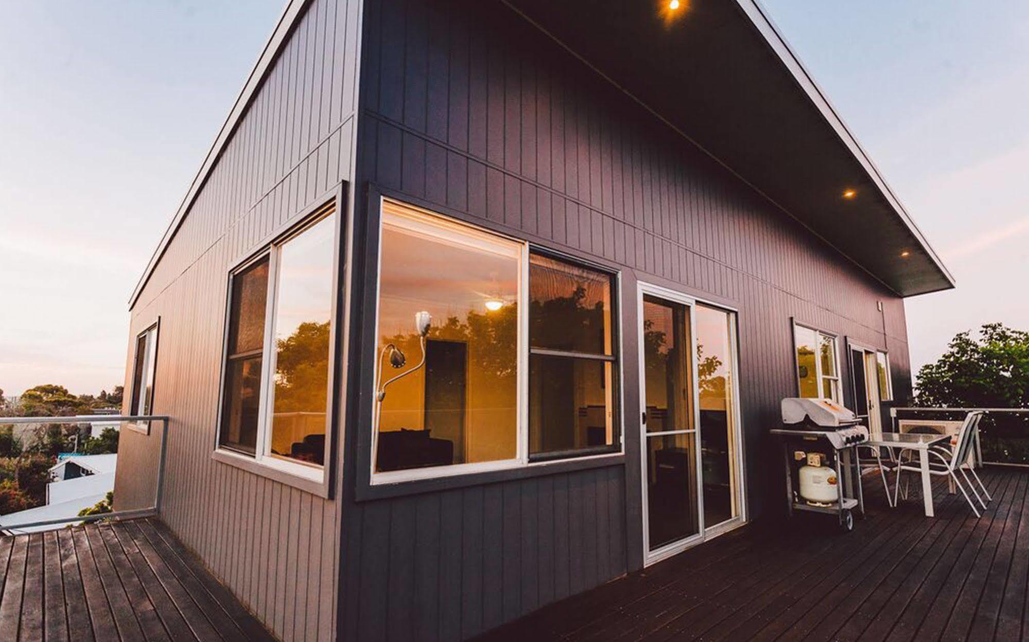 Point Lonsdale Holiday Apartments (Adults Only) Куинсклиф Екстериор снимка