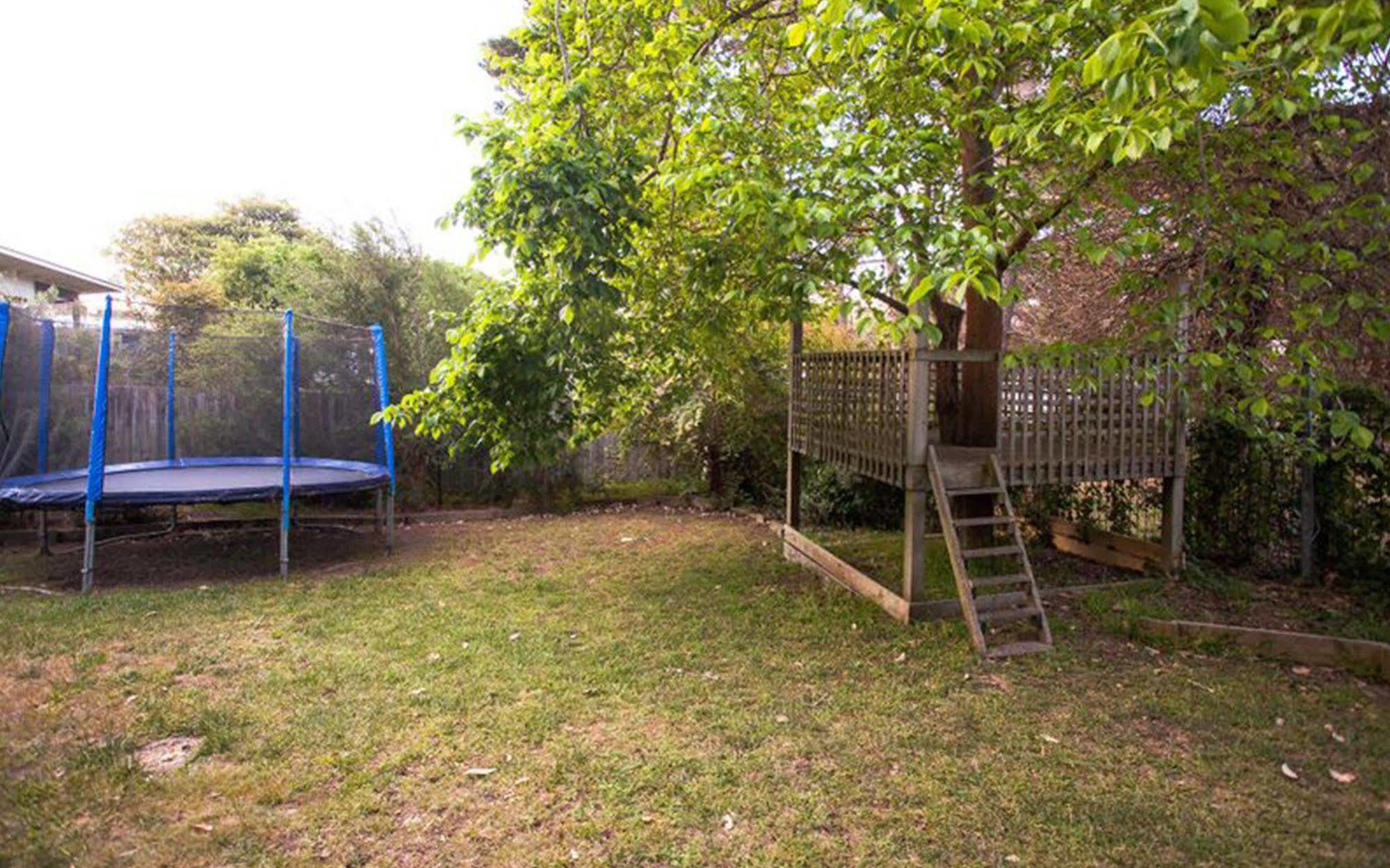 Point Lonsdale Holiday Apartments (Adults Only) Куинсклиф Екстериор снимка